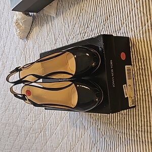 Jones New York 8.5 black patent heels